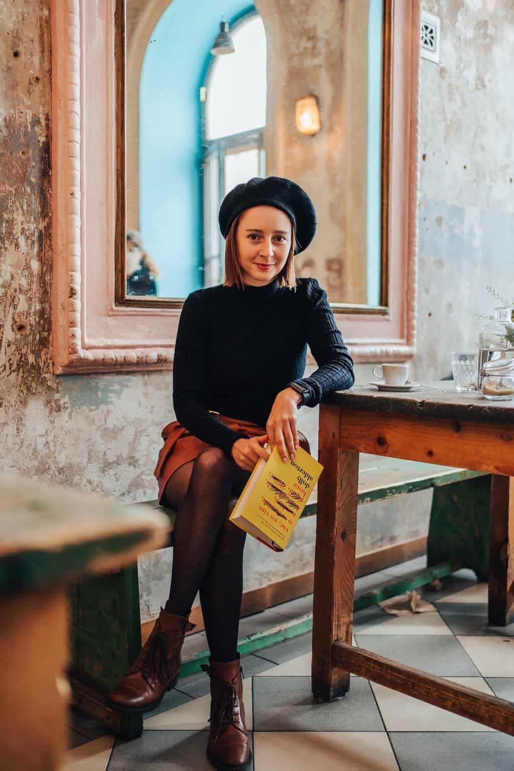 KNIŽNÍ INFLUENCERKA LUCIE ZELINKOVÁ