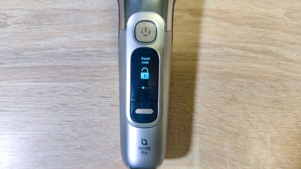 displej holícího strojku philips i9000 prestige ultra, testado recenze