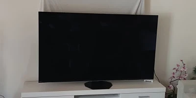 Hisense 75U8NQ