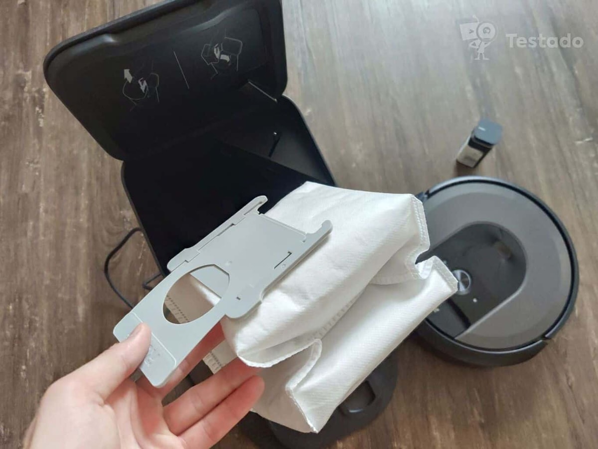 Recenze robotického vysavače iRobot Roomba i7+