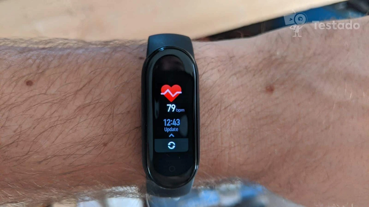 test a recenze chytrého náramku Xiaomi Mi Band 5