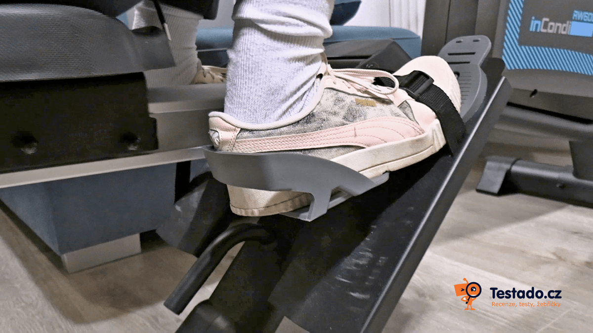 veslovací trenažér inSPORTline inCondi RW600 opěra nohy