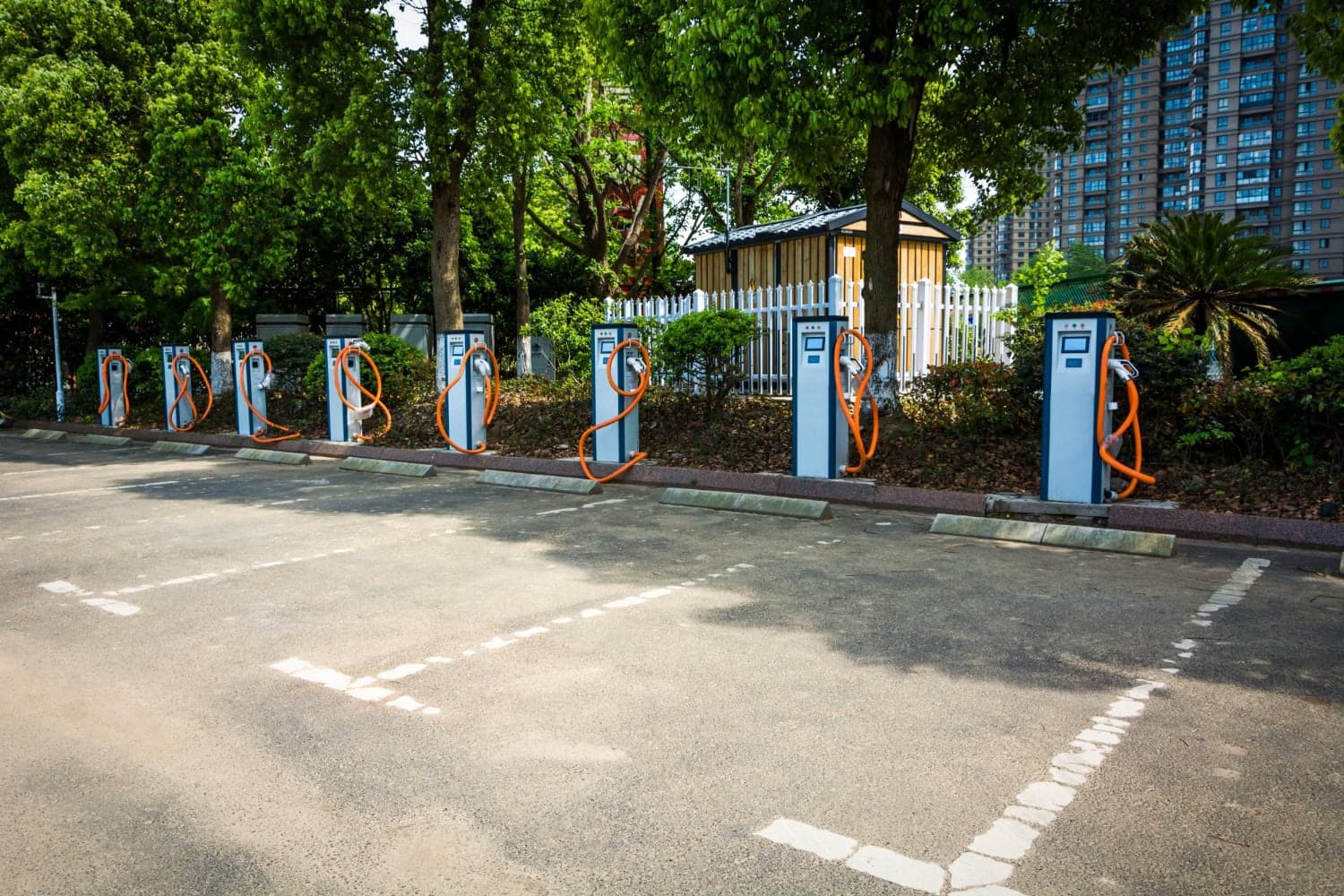Domácí vs. veřejné nabíječky elektromobilů