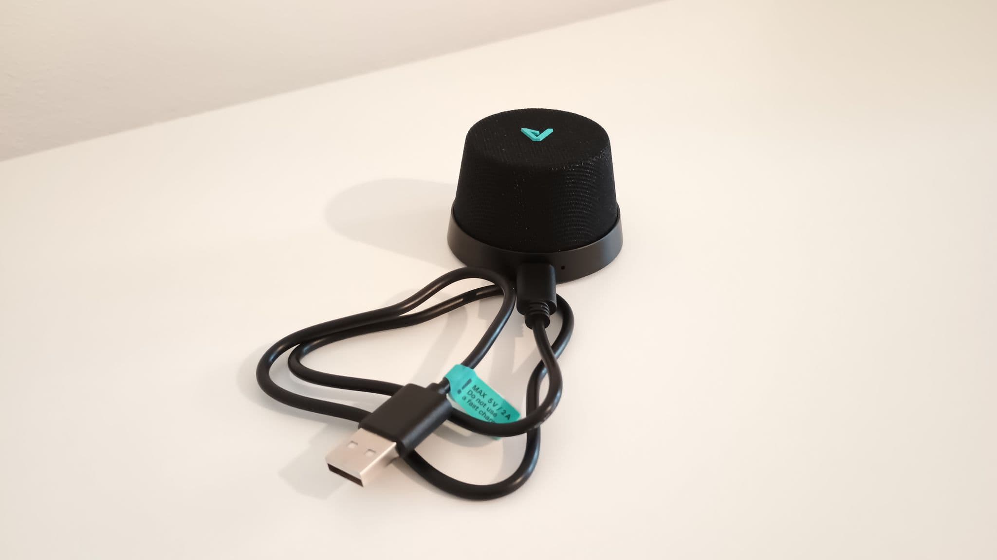 Recenze bluetooth reproduktoru LAMAX Sphere3 Magnetic - telefonování a výdrž