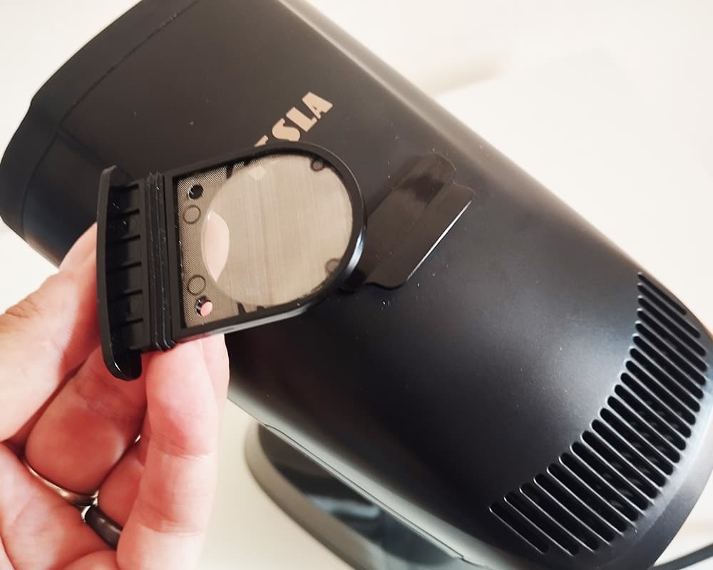 recenze napařovače TESLA AeroGrip Steamer EA404
