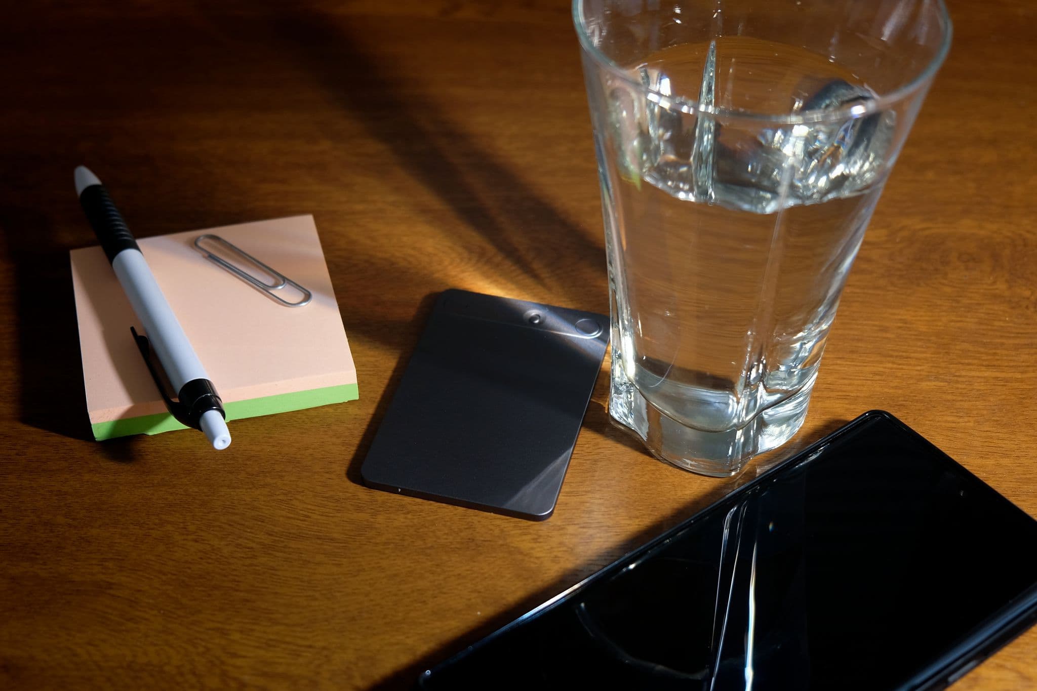 IntelliQ AI NOTE 64 připravený k práci