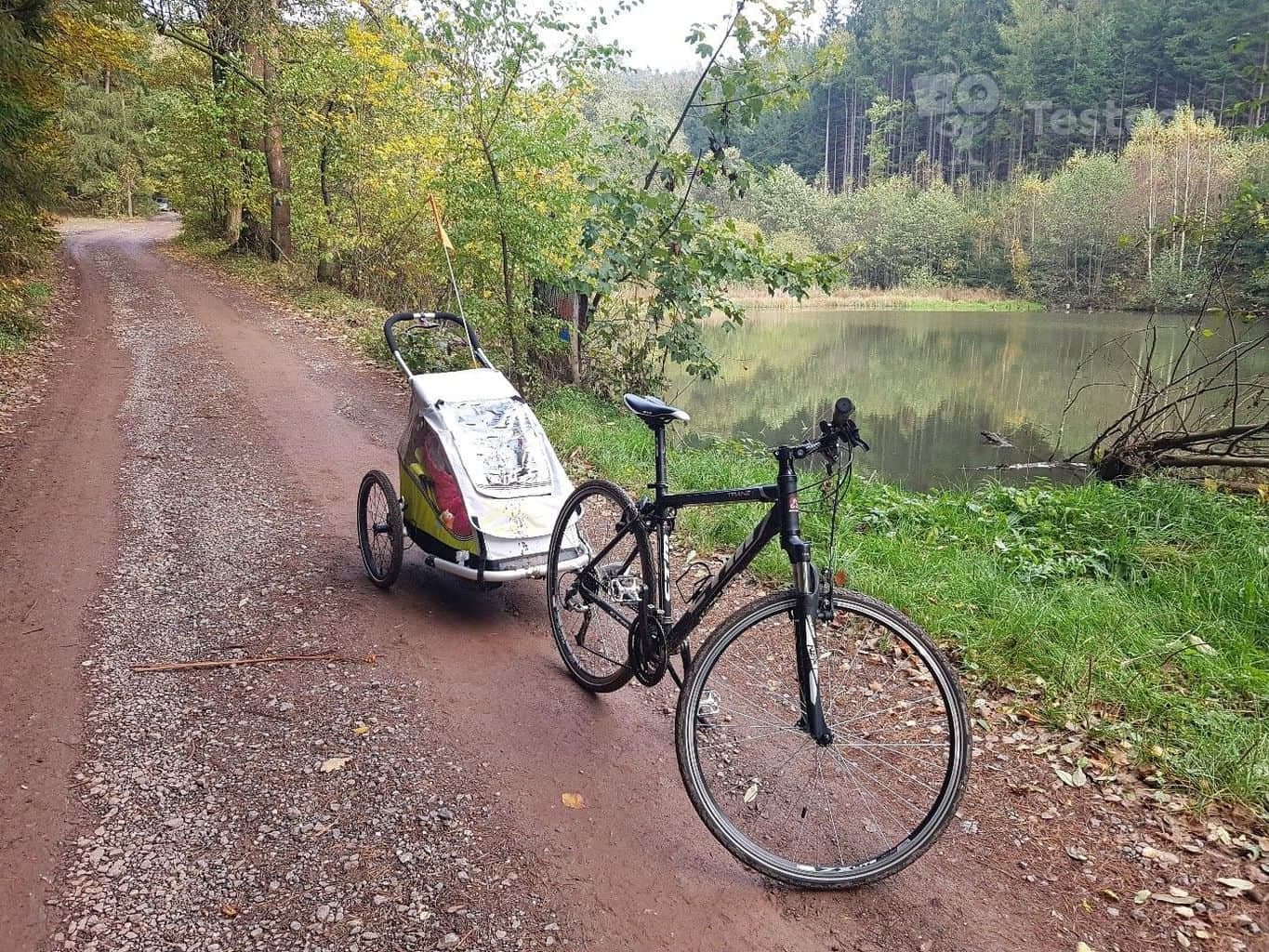 Recenze cyklovozíku Croozer XLC Mono s odpružením DOGY