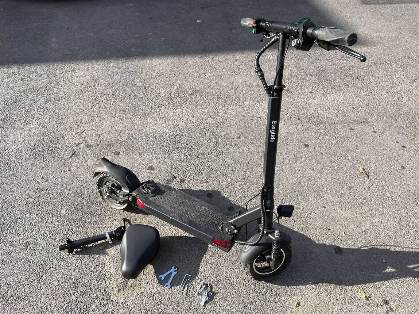 Eleglide D1 E-scooter - test elektrokoloběžky