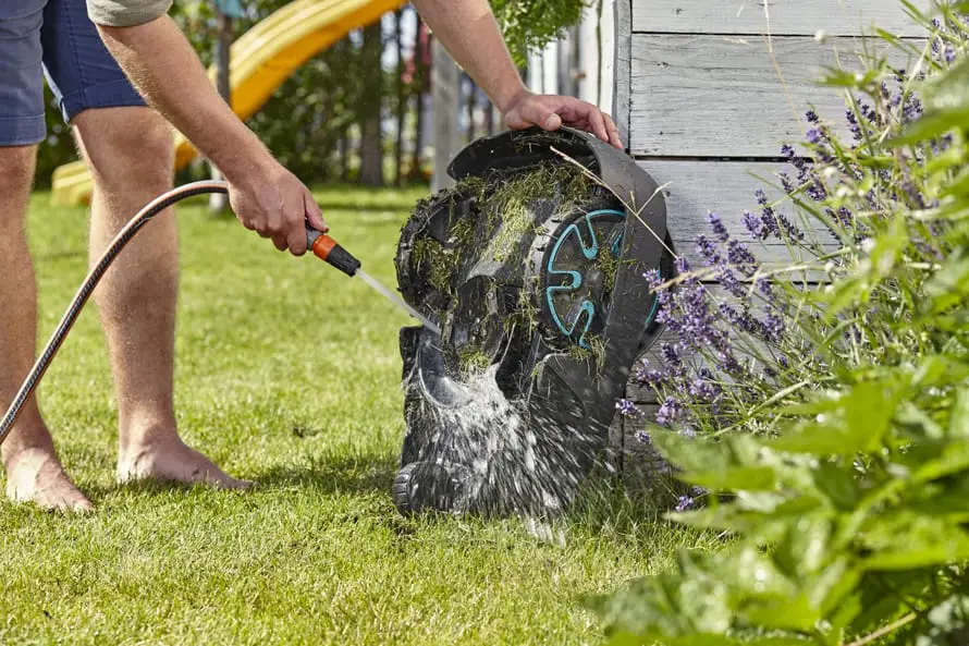 údržba a odolnost robotické sekačky Gardena Sileno city 400