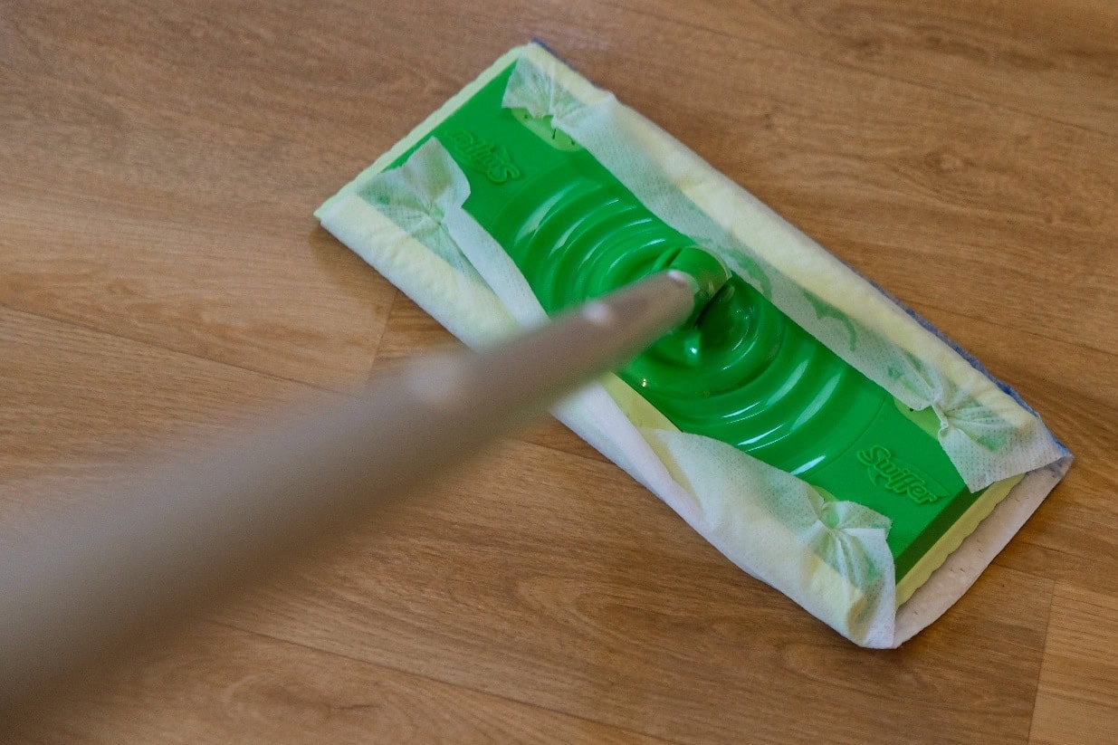 Swiffer Sweeper a mop Swiffer