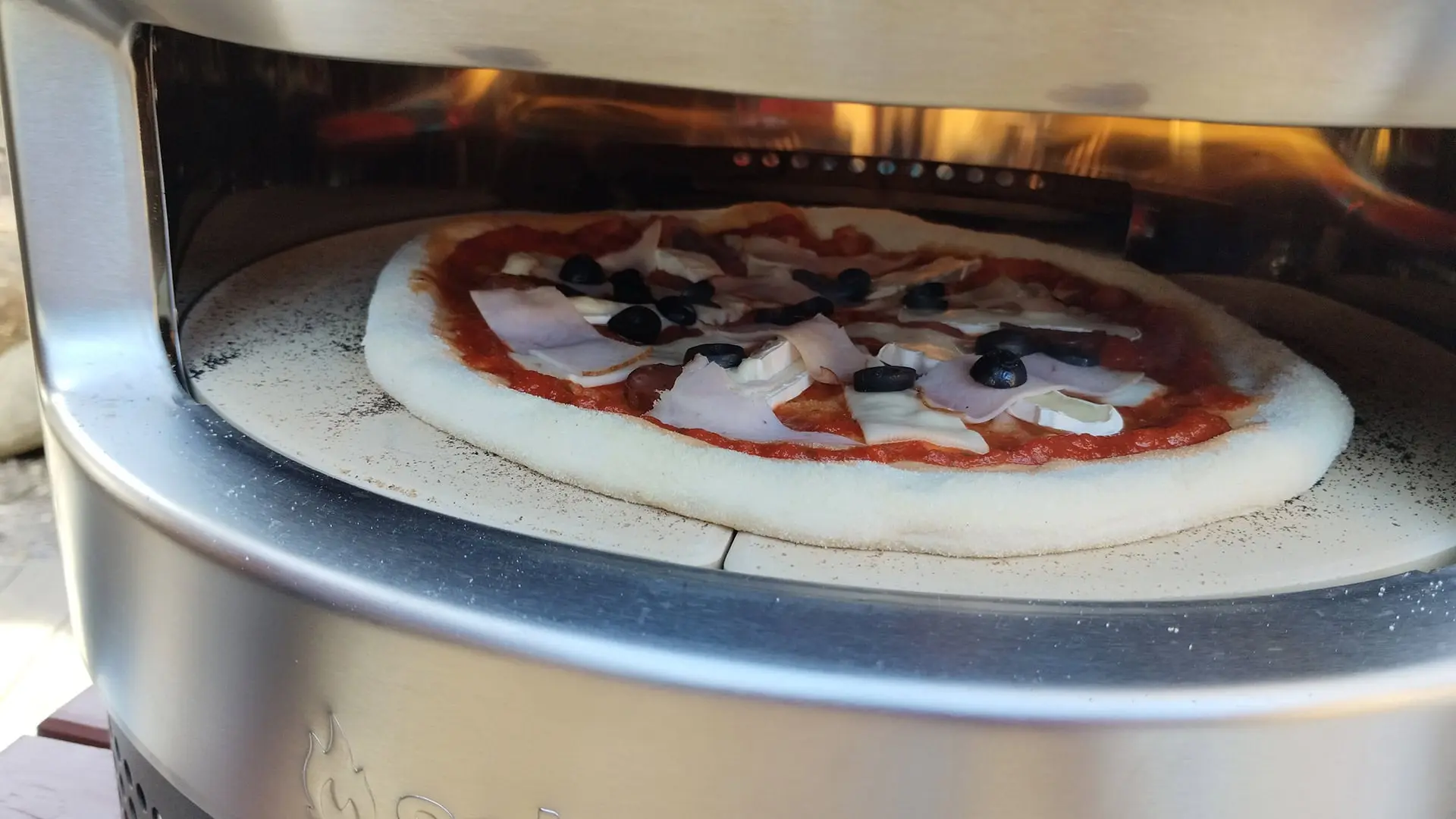 Nejlepsi-domaci-pece-na-pizzu.jpg
