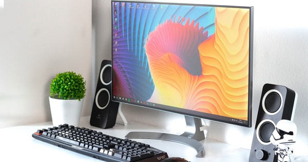 PC monitory