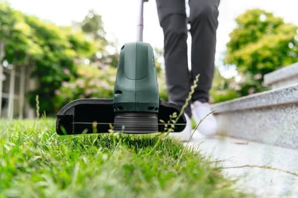 nejvýhodnější aku sekačka Bosch EasyGrassCut recenze