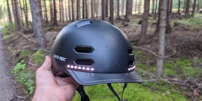 Recenze helmy Safe-Tec SK8