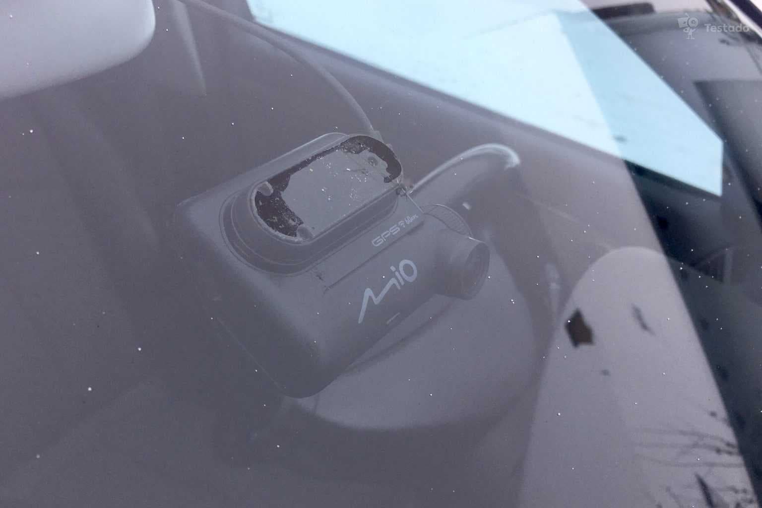 Recenze autokamery MiVue 846