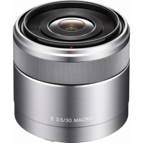 Sony 30mm f/3.5: Product review