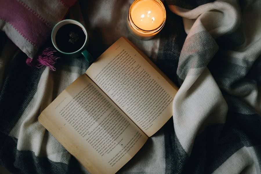 Stoupající popularita žánru dark romance - informativní článek testado02