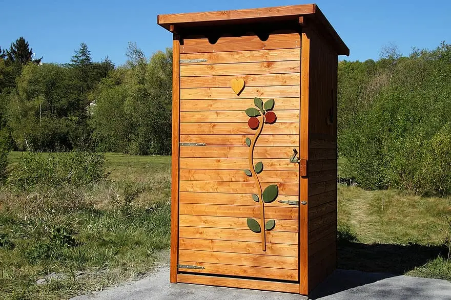 kabinky k chemickému WC