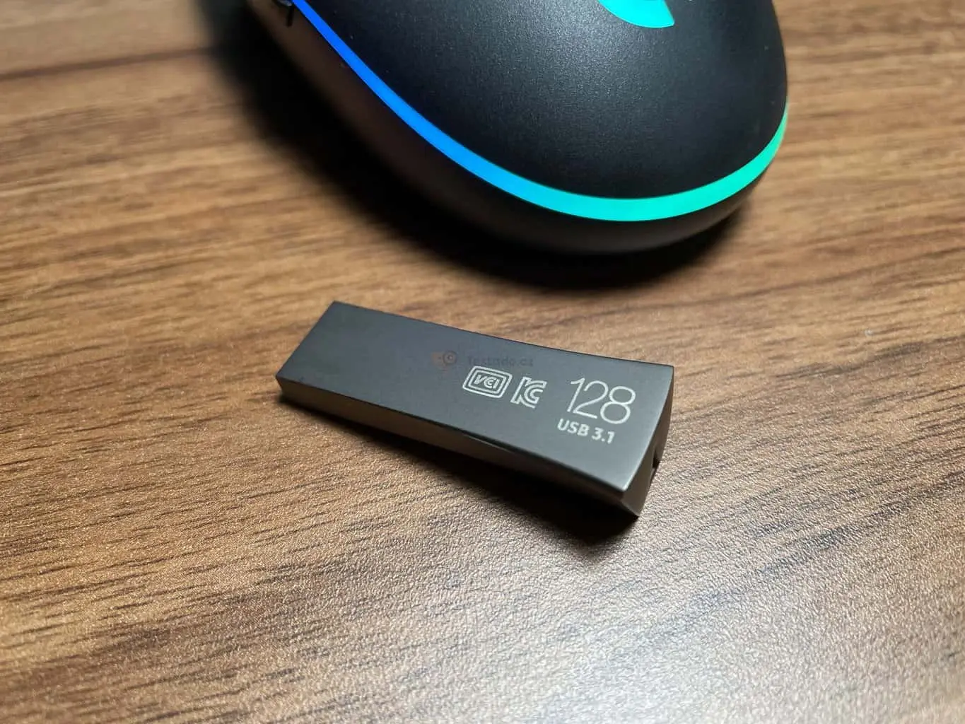 Jak vybrat USB flash disk