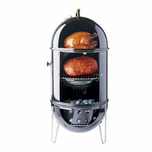 Weber Smokey Mountain Cooker - vnitřek udírny