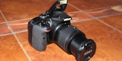 Recenze Nikon D3400
