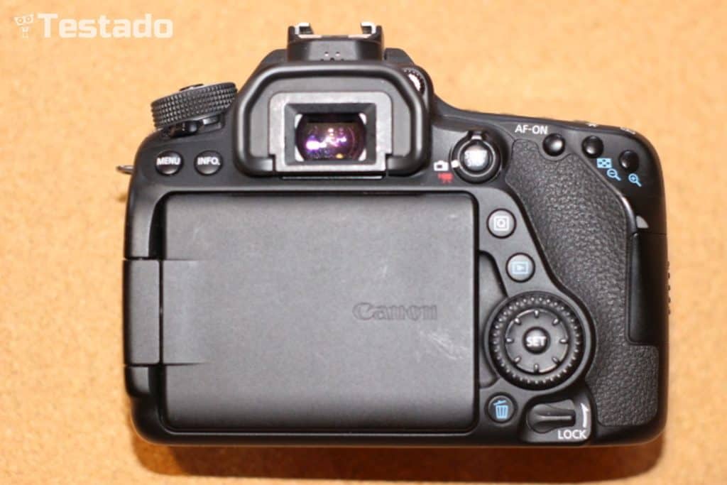 Recenze Canon EOS 80D