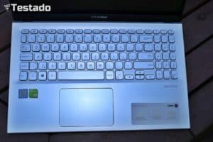 Recenze Asus VivoBook 15 (X512)