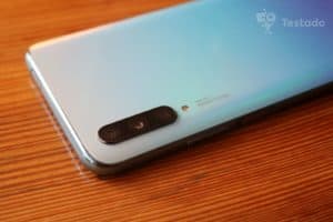 Huawei P Smart Pro - recenze a test mobilu