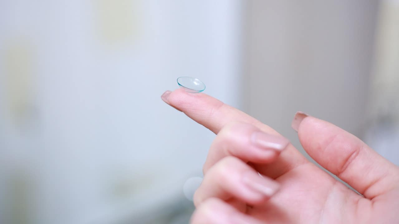 indikátor rubu a lícu kontaktní čočky