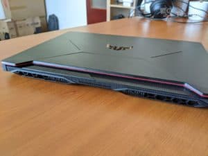 test herního notebooku Asus TUF Gaming A15 FA506II-BQ027T