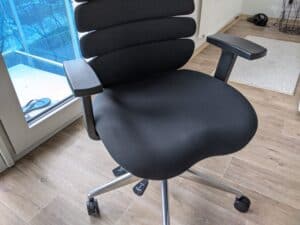 Recenze kancelářské židle SPINE