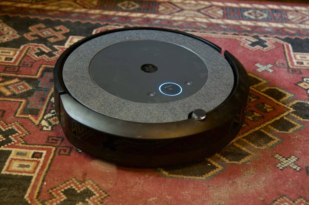 Recenze iRobot Roomba i3+