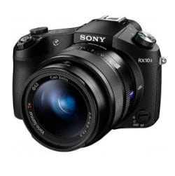 Sony Cyber-Shot DSC-RX10 III recenze