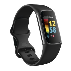 test fitness náramku Fitbit Charge 5
