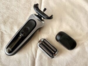 Recenze holícího strojku Braun Series 7 - kvalita holení a údržba