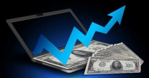 Investovat nebo spořit? Poradíme nejlepší strategii.