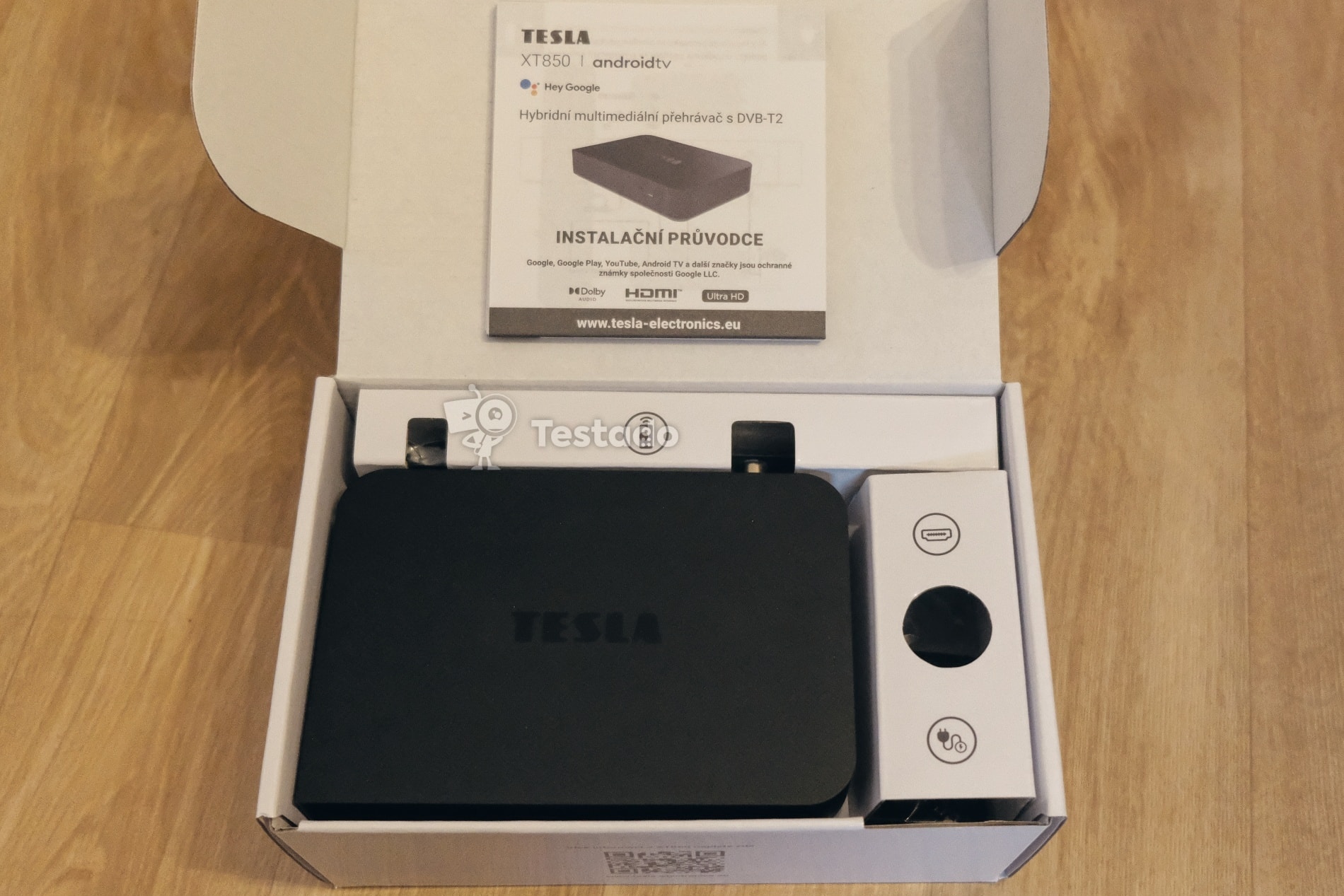 Tesla MediaBox XT850 rozbalování