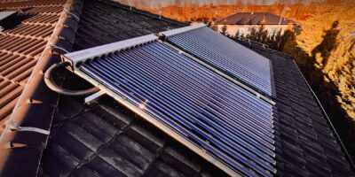 Solární ohřev vody na střechu – Jaká jsou jeho specifika?
