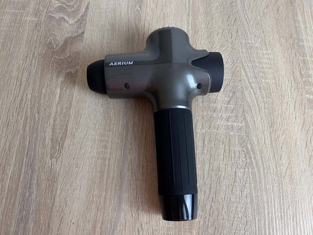Recenze masážní pistole Aerium TitanTherapy Elite